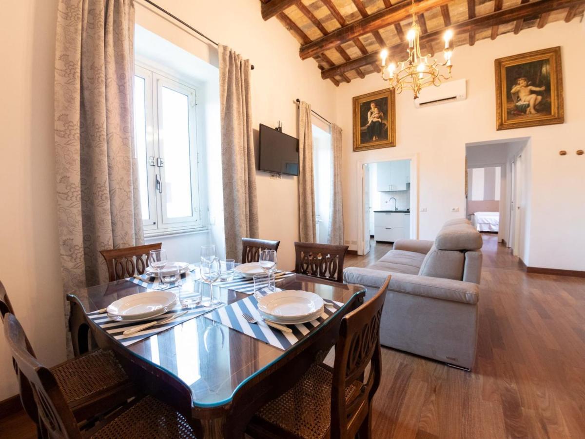 The Best Rent - Beautiful Apartment With Terrace Near Colosseo Rom Eksteriør billede